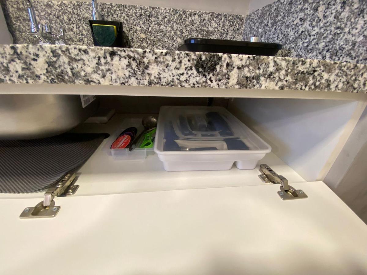 Maravilhoso Apartamento em frente ao Metrô Brás ! San Paolo Esterno foto