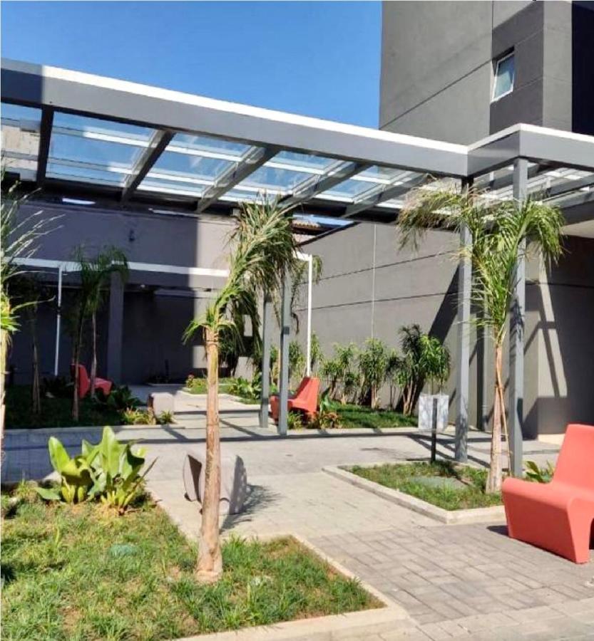 Maravilhoso Apartamento em frente ao Metrô Brás ! San Paolo Esterno foto