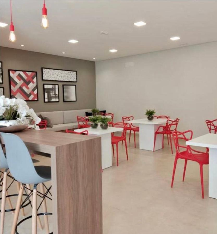 Maravilhoso Apartamento em frente ao Metrô Brás ! San Paolo Esterno foto